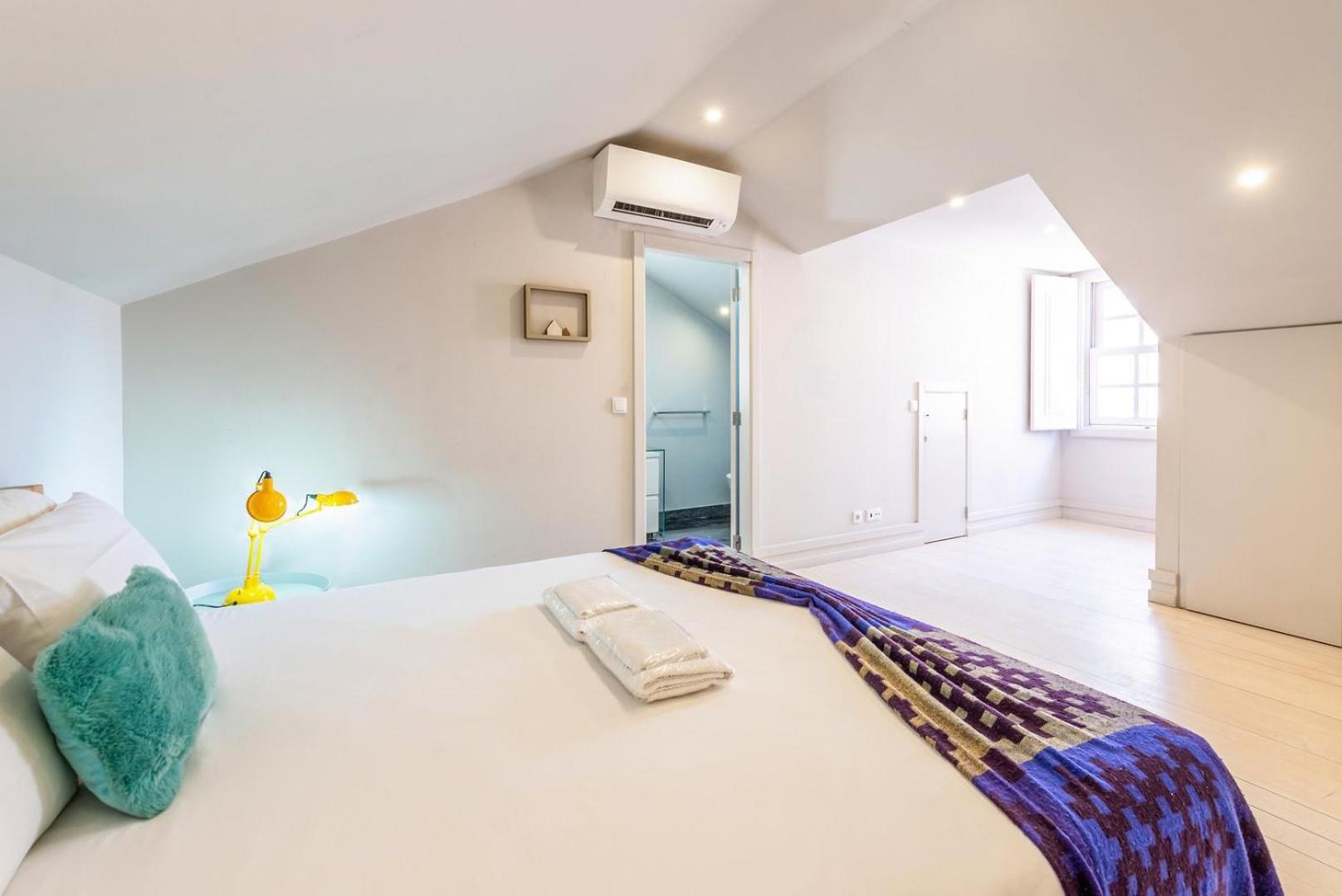Guestready - Newly Renovated Chiado Haven Apartment Lisbon Bagian luar foto