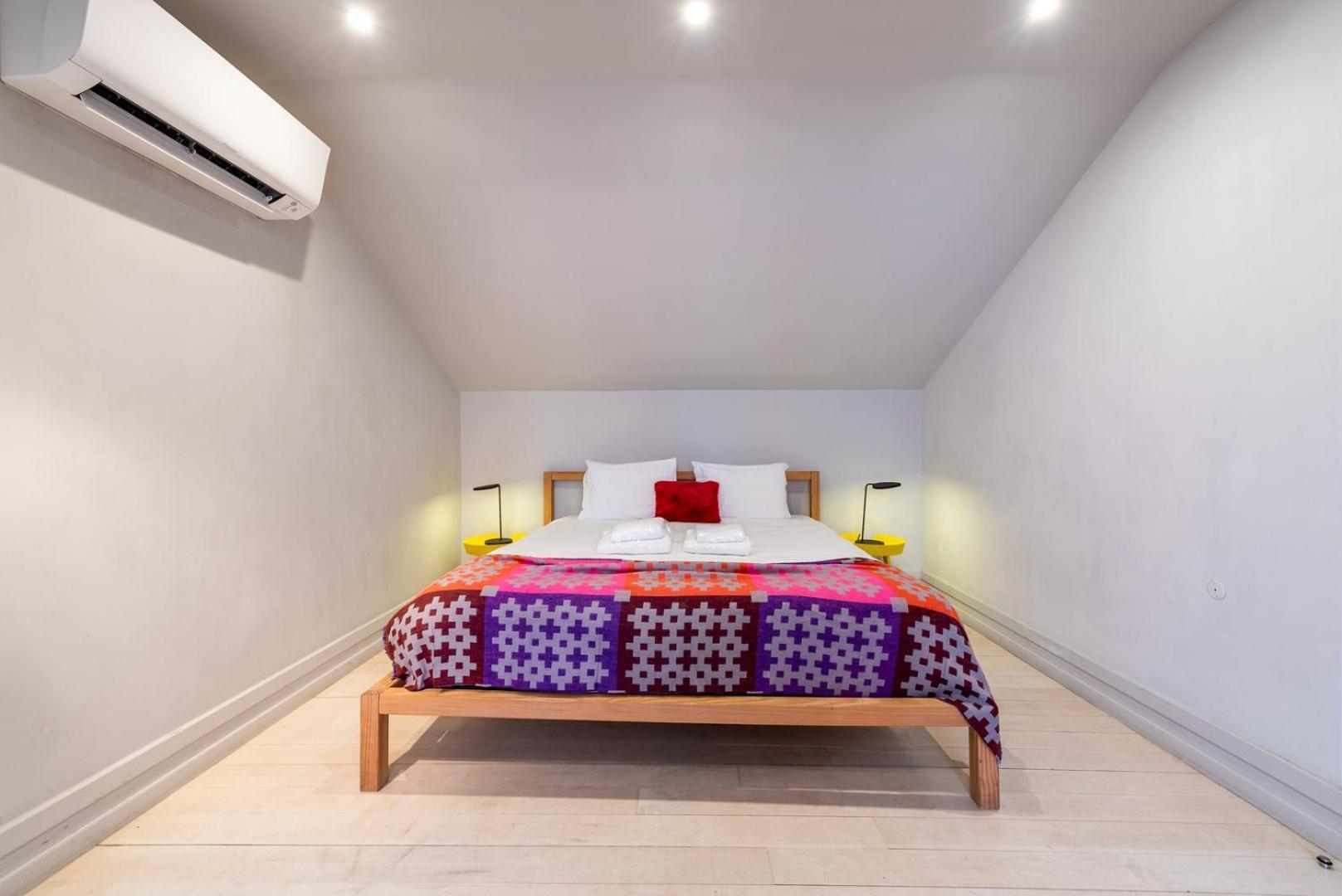 Guestready - Newly Renovated Chiado Haven Apartment Lisbon Bagian luar foto