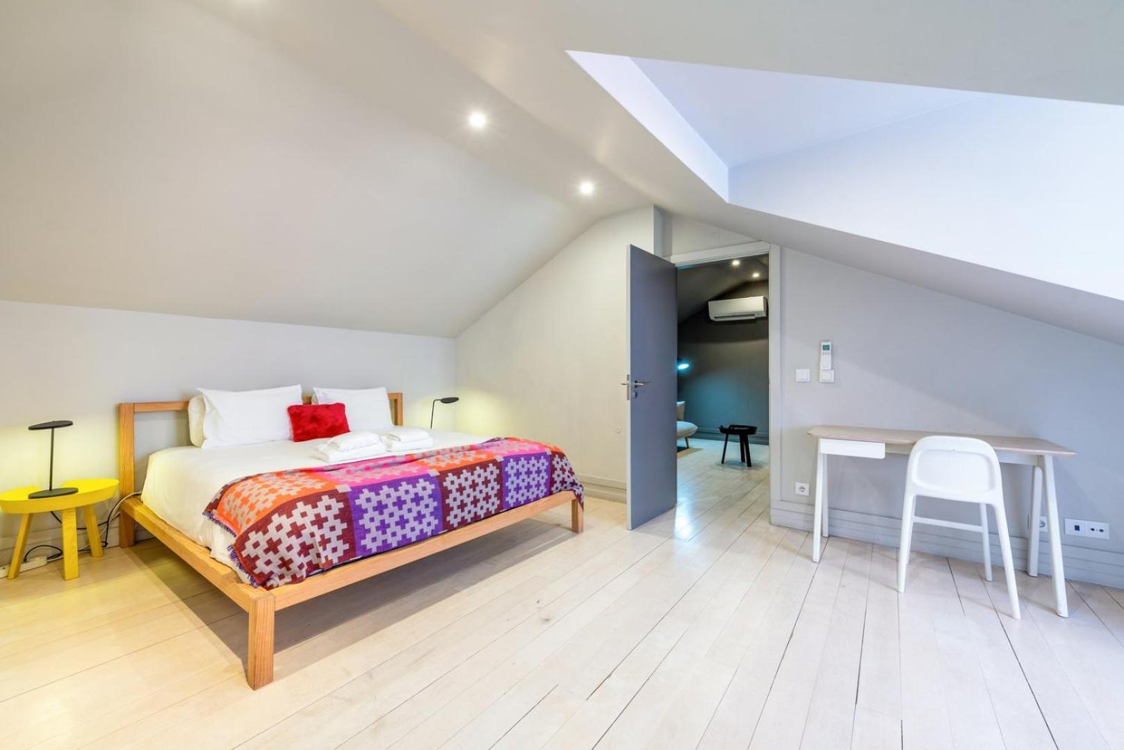 Guestready - Newly Renovated Chiado Haven Apartment Lisbon Bagian luar foto